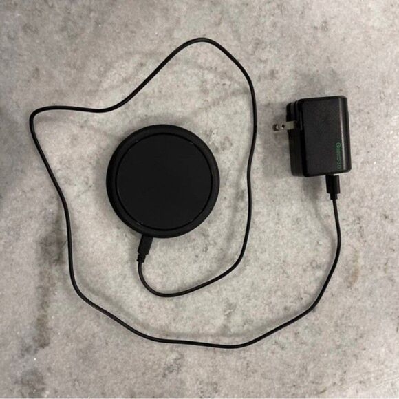 Qualcomm Quick Charge 3.0 Wireless Charging Pad - Picture 1 of 6